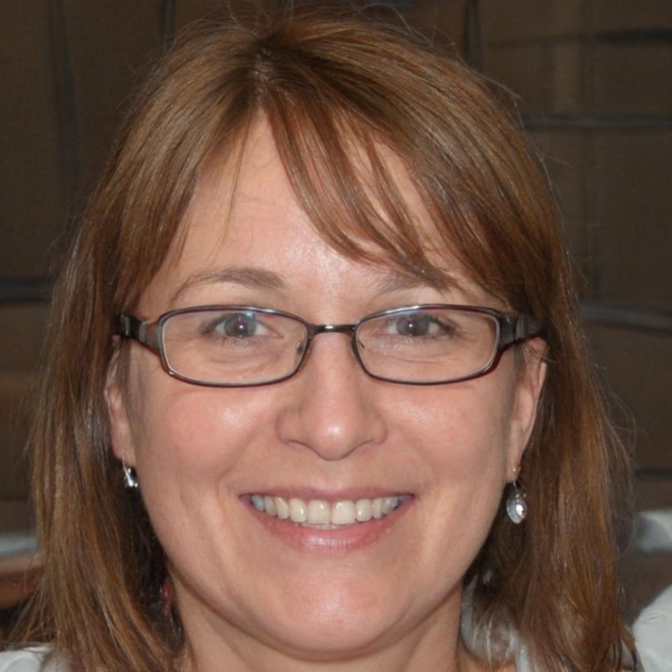 Оксана Верес, координаторка партнерських проєктів